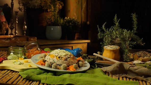 Arroz Integral de Atum com Bolinhas de Feijão Frade