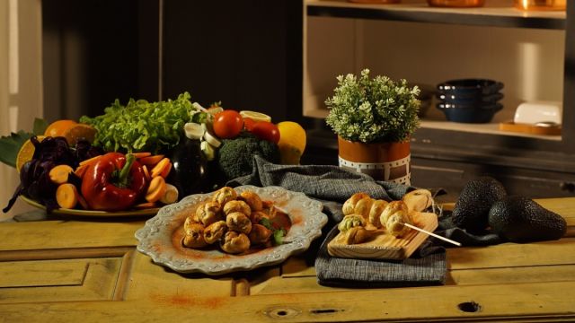 Profiteroles Recheados com Abacate