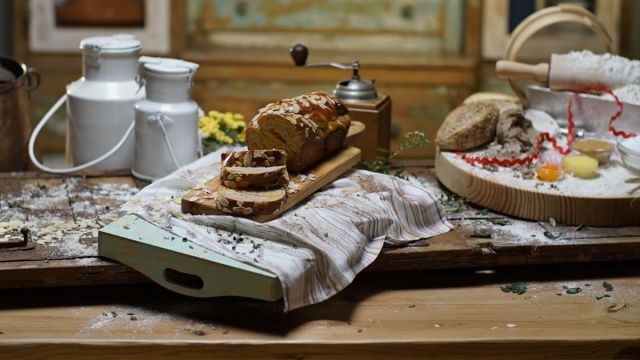 Pão com Canela e Doce de Ovos