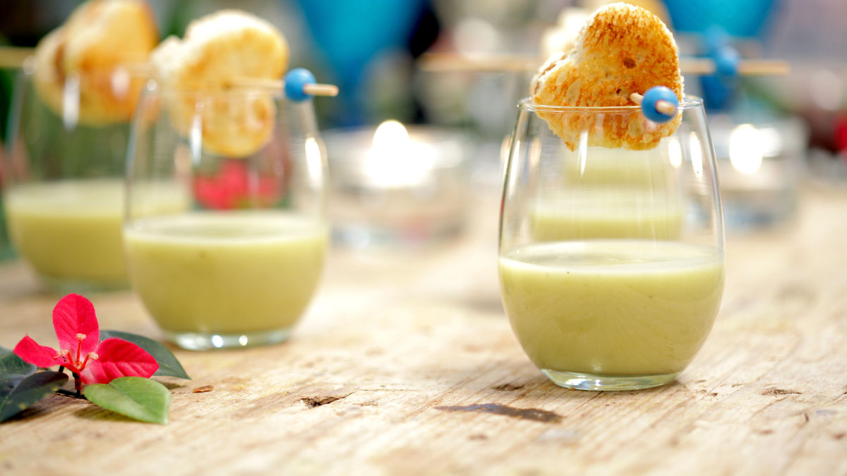 Sopa de Batata-Doce com Caxinde