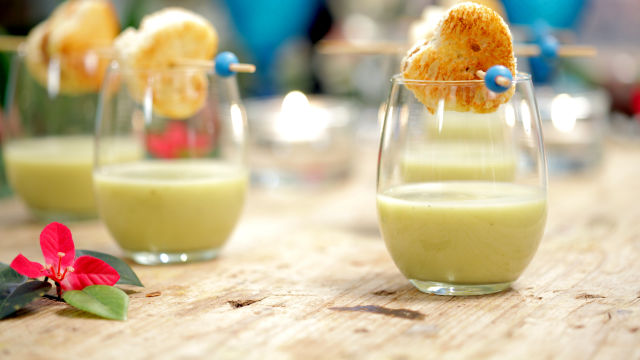 Sopa de Batata-Doce com Caxinde