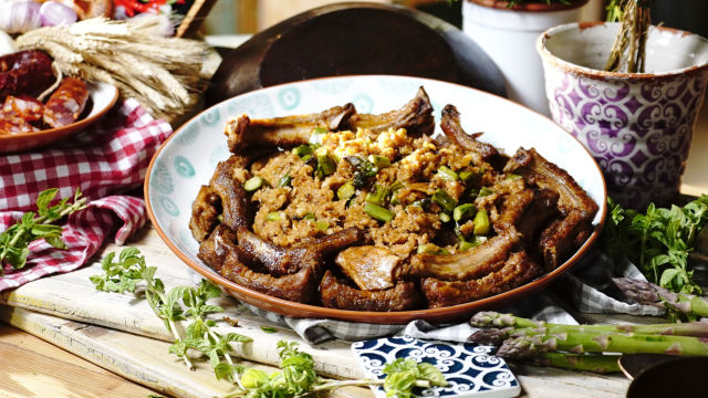 Migas à Alentejana com Entrecosto