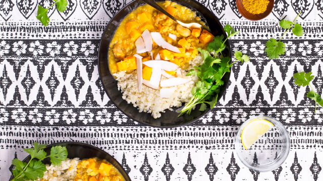 Caril de Lentilhas e Abóbora com Arroz de Couve-Flor (Vegetariano)