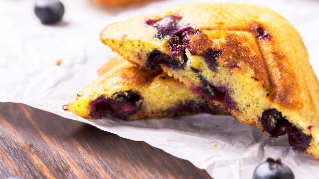 Madalenas de Limão e Mirtilos na Tostadeira