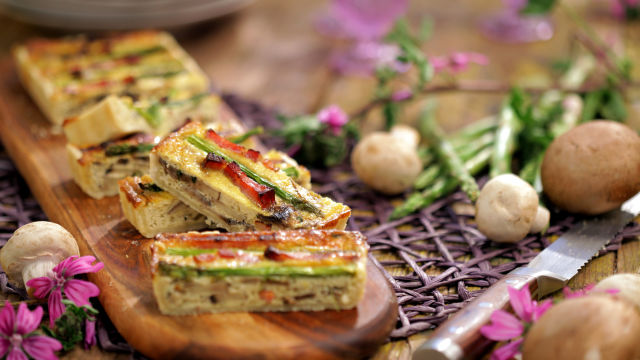 Quiche de Bacon, Queijo e Espargos