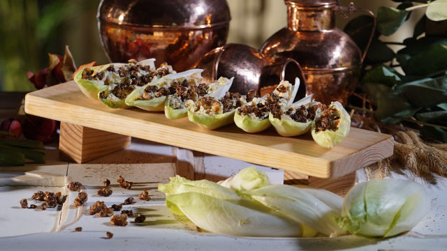 Endívias com Camarão e Wasabi