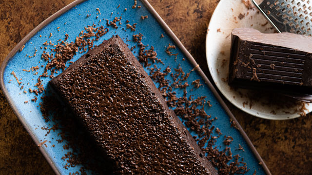 Bolo de chocolate com Pera e Especiarias - Sem Glúten