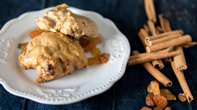 Scones de Batata-Doce com Sultanas e Canela
