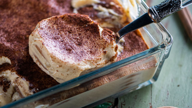 Leite Creme com Bolacha Maria em Camadas