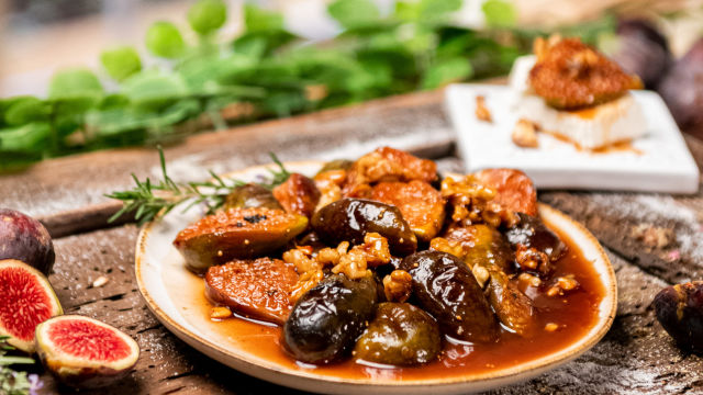 Figos Caramelizados com Requeijão
