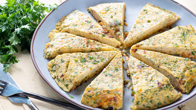 Tortilha com Batatas, Repolho e Cenoura