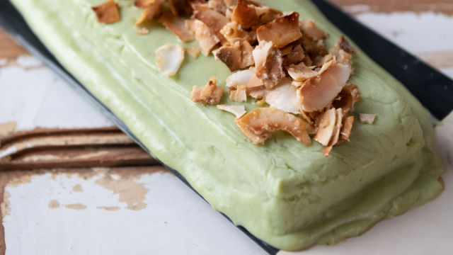 Gelado de Abacate e Crocante de Coco