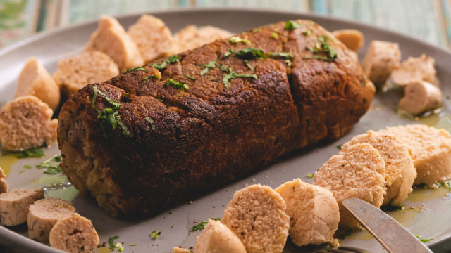 Ovas de Bacalhau com Migas de Pão