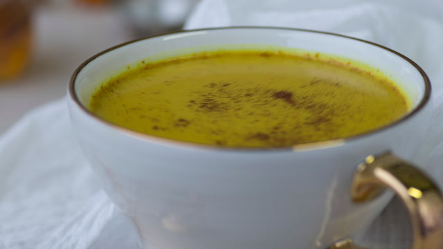 Leite Dourado de Avelã