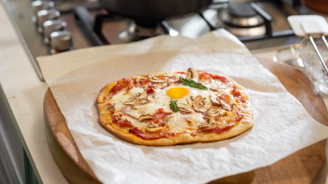 Pizza caseira com Ovo