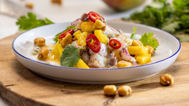 Ceviche de Dourada, Maracujá e Manga