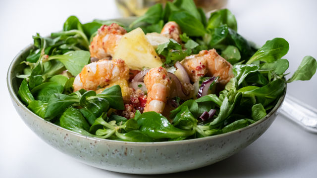 Salada de Ananás com Camarão