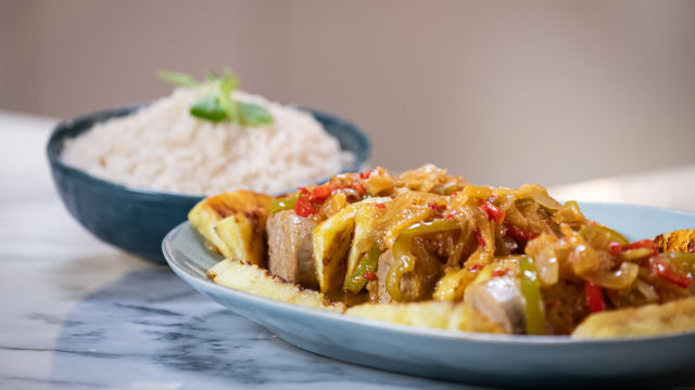 Lombinhos de Porco na Frigideira com Ananás