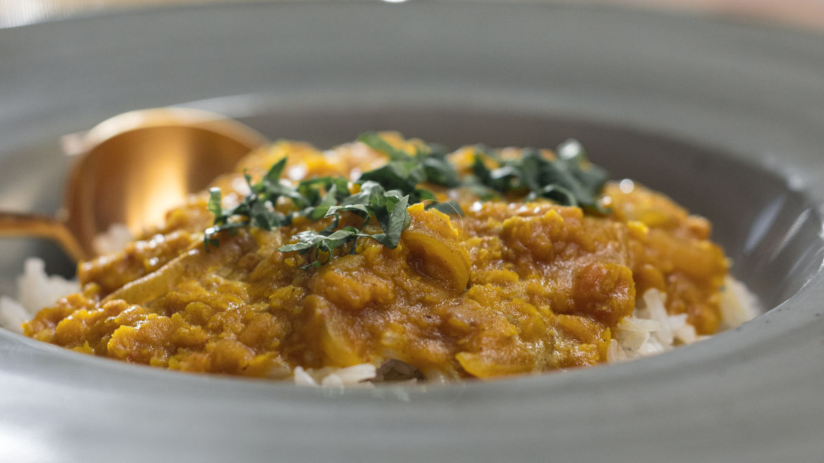 Dahl de Lentilhas com Arroz e Pappadums
