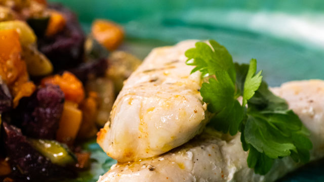 Lombos de Pescada e Legumes no Forno