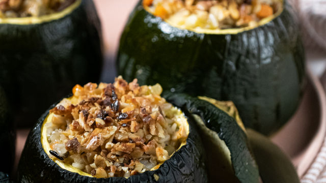 Curgete Recheada com Arroz Selvagem e Shitake