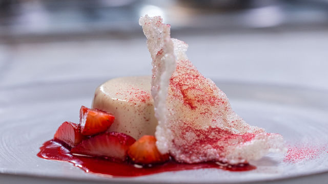 Pannacotta de Amêndoa e Tomilho