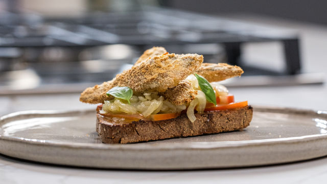 Tiborna de Sardinhas e Escabeche