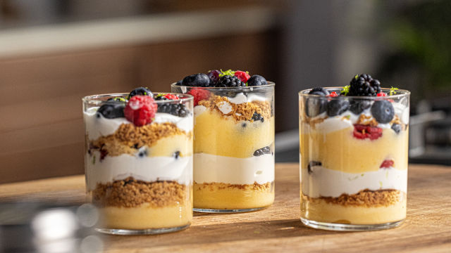 Curd de Limão com Frutos Vermelhos