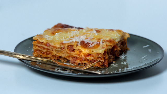 Lasanha Rápida de Salsicha Fresca e Legumes