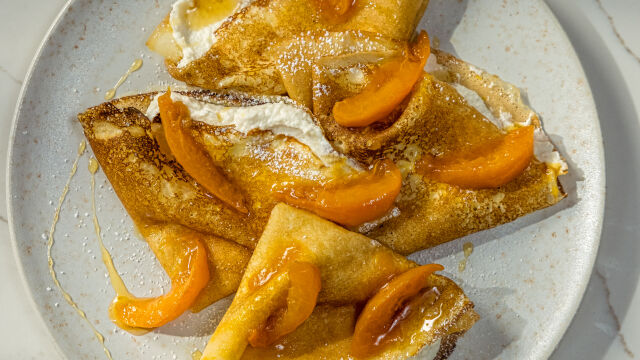 Crepes de Ricotta e Alperces