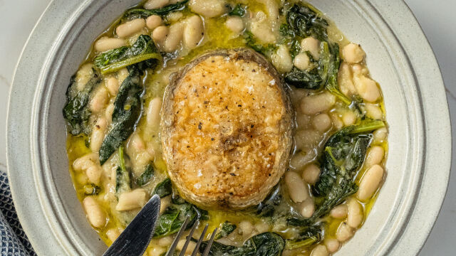 Feijão com Espinafres e Pescada Frita