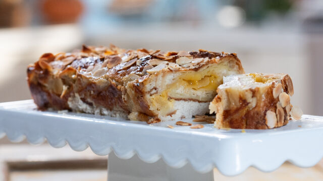 Bolo de Croissants e Doce de Ovos