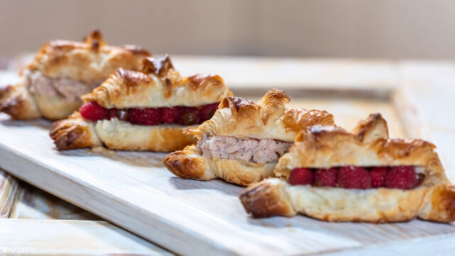 Croissants Folhados, com Recheios Doces e Salgados