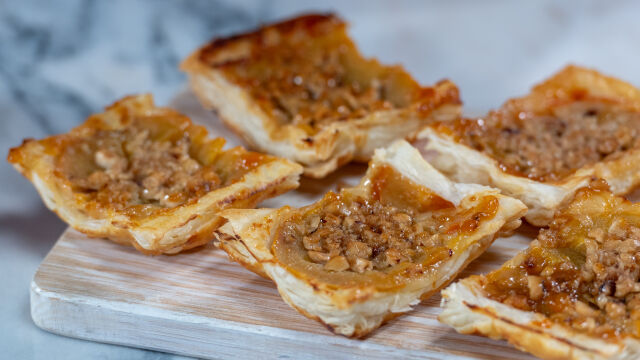 Crocantes de Dióspiro com Doce de Alperce