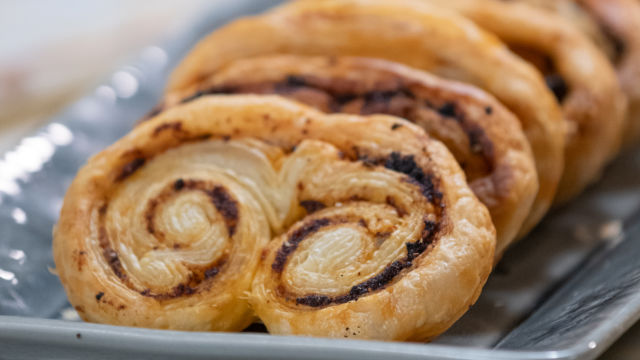 Palmiers Salgados de Tomate Seco e Orégãos
