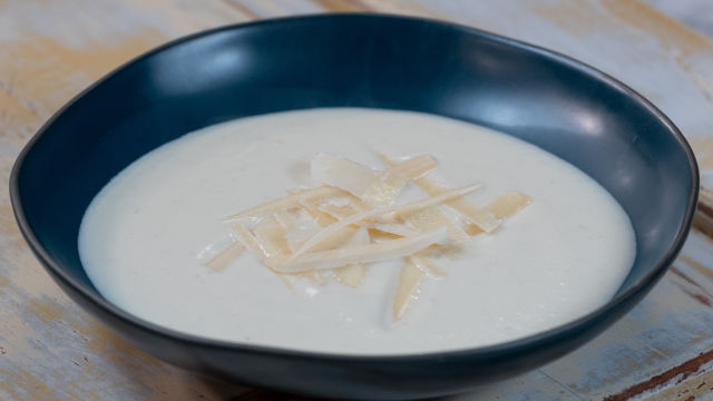 Creme de Couve-flor com Parmesão