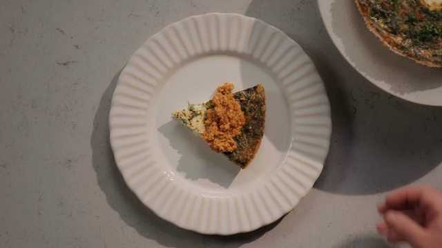 Frittata com Feta, Espinafres e Ervas Frescas