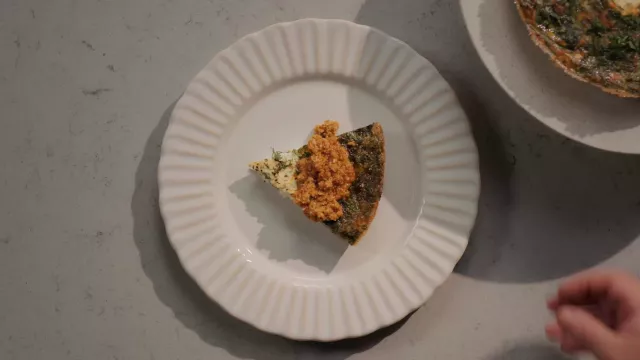 Frittata com Feta, Espinafres e Ervas Frescas