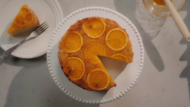 Bolo de Laranja com Calda de Laranja