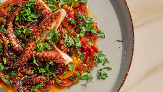 Polvo com Escabeche de Pimentos