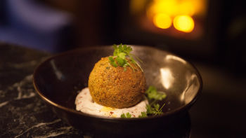 Falafel punjen bokonćini sirom
