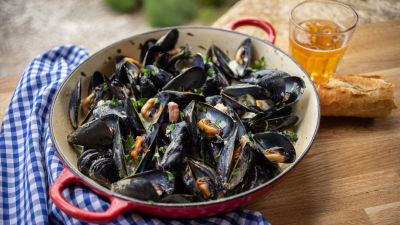 Dagnje sa sosom od gljiva