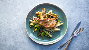 Svinjska krmenadla sa hrskavim komoračem