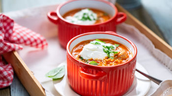 Čorba od kobasica sa testeninom orzo