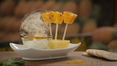 Sladoled od kokosa sa anansom, čilijem i karamelom