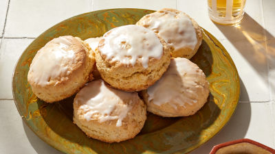 Skonsi od đumbira s limunskom glazurom