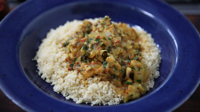 Pileći paprikaš sa grejpom i kuskusom