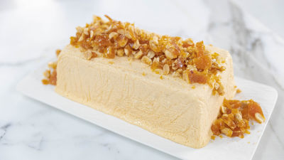 Parfe od bele čokolade i kikirikija