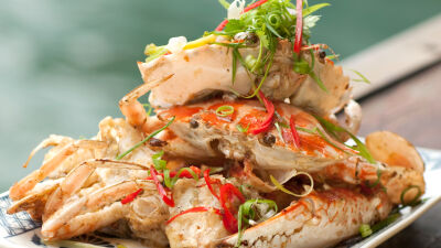 Crvena kraba sa solju i biberom