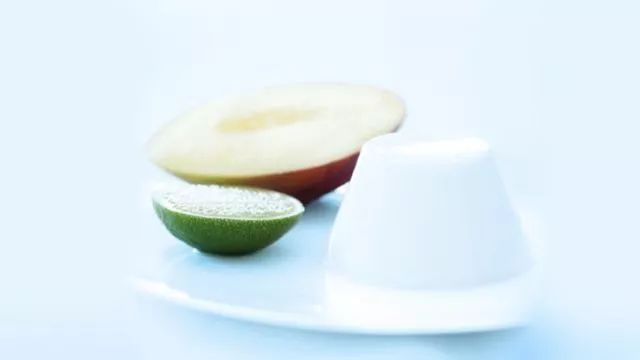 Kokos  žele sa mangom